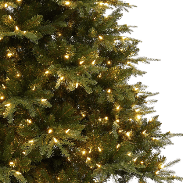 Traditional Prelit Artificial Christmas Tree